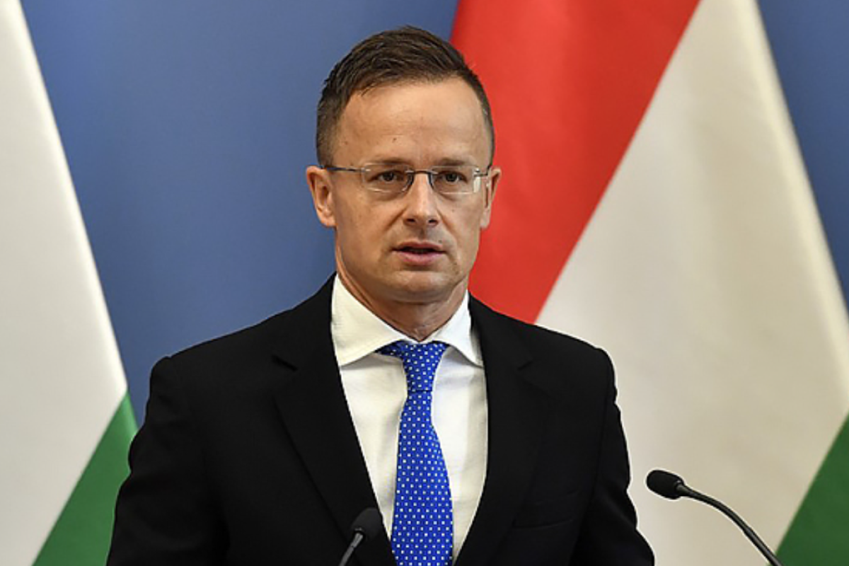 Угорщина не дозволила перевозити через свою територію західну зброю для України Угорщина не дозволила перевозити через свою територію західну зброю для України