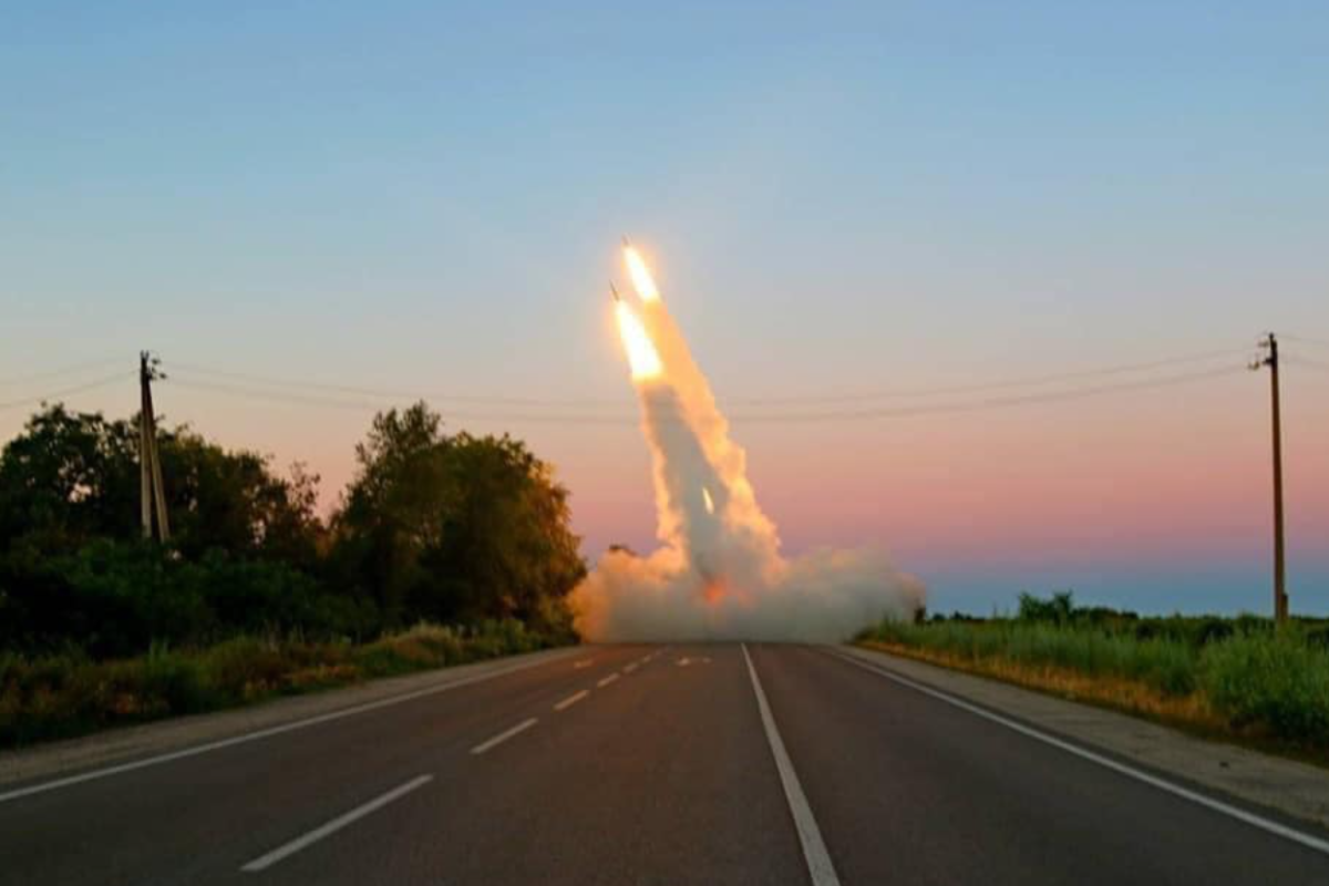 Минобороны РФ "трезвонит" об уничтожении двух американских HIMARS: новость оказалась фейком Минобороны РФ "трезвонит" об уничтожении двух американских HIMARS: новость оказалась фейком