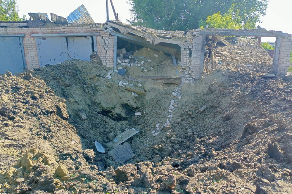 "Прильот" у центрі Сватово: окупанти обстріляли місто, традиційно звинувативши ЗСУ "Прильот" у центрі Сватово: окупанти обстріляли місто, традиційно звинувативши ЗСУ