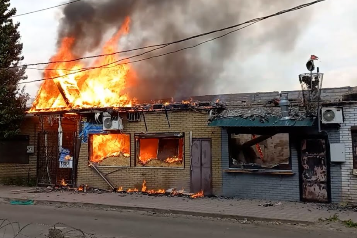 Антисанітарія, без холодильників та ветконтролю: як в окупованому Сєвєродонецьку працює центральний ринок Антисанітарія, без холодильників та ветконтролю: як в окупованому Сєвєродонецьку працює центральний ринок