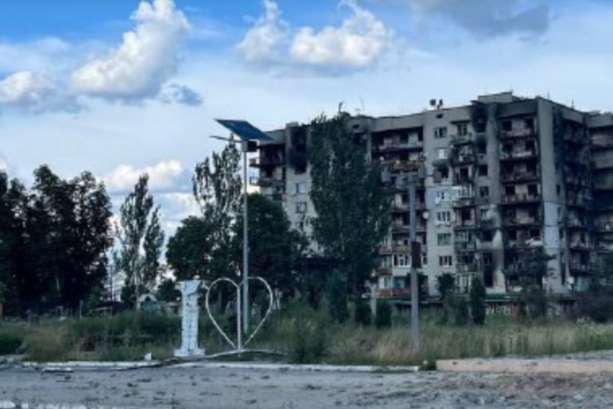 Місто, якого фактично немає: кадри з окупованої Попасної Місто, якого фактично немає: кадри з окупованої Попасної