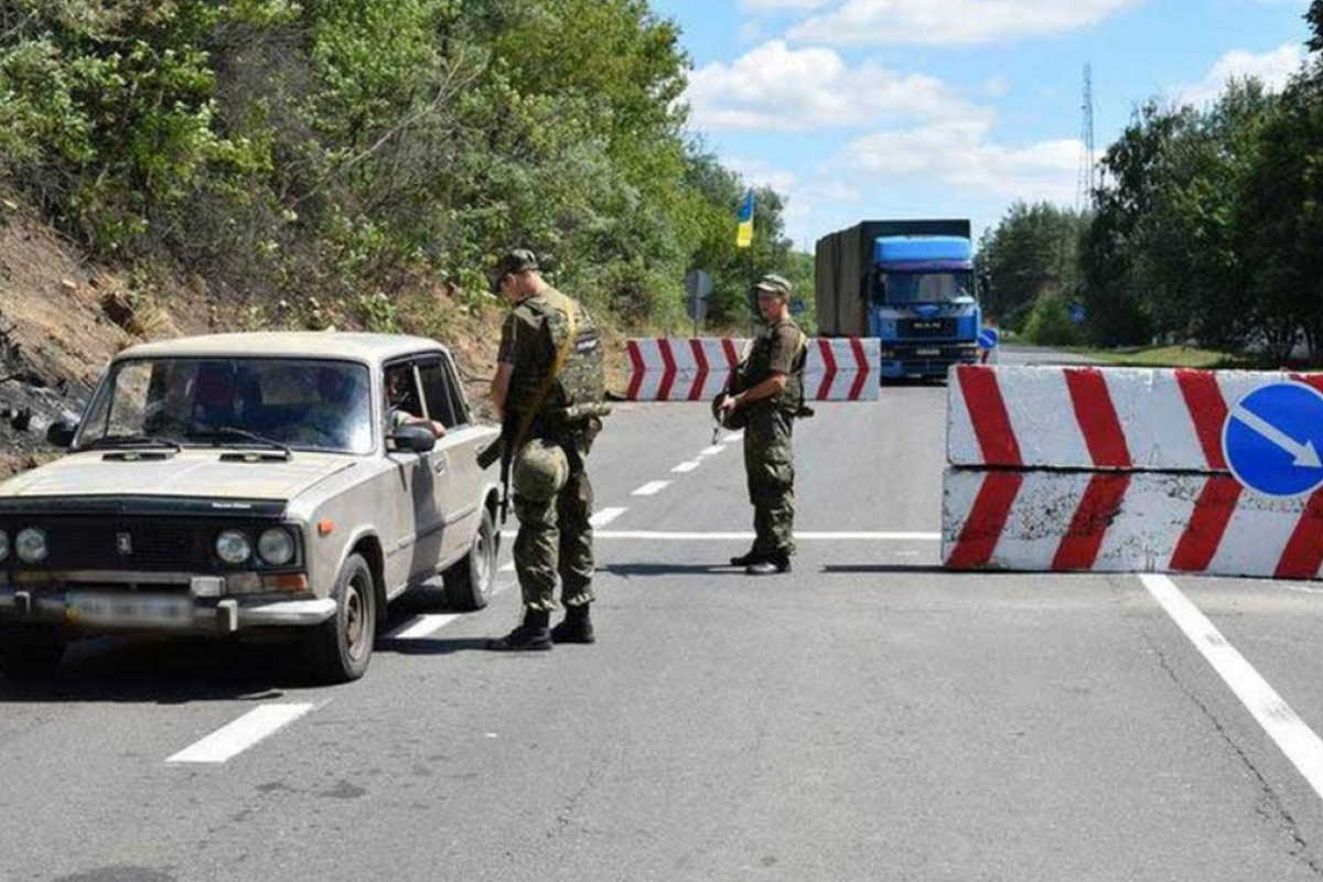 В Донецкой области вводят особый режим въезда, выезда и движения транспорта В Донецкой области вводят особый режим въезда, выезда и движения транспорта