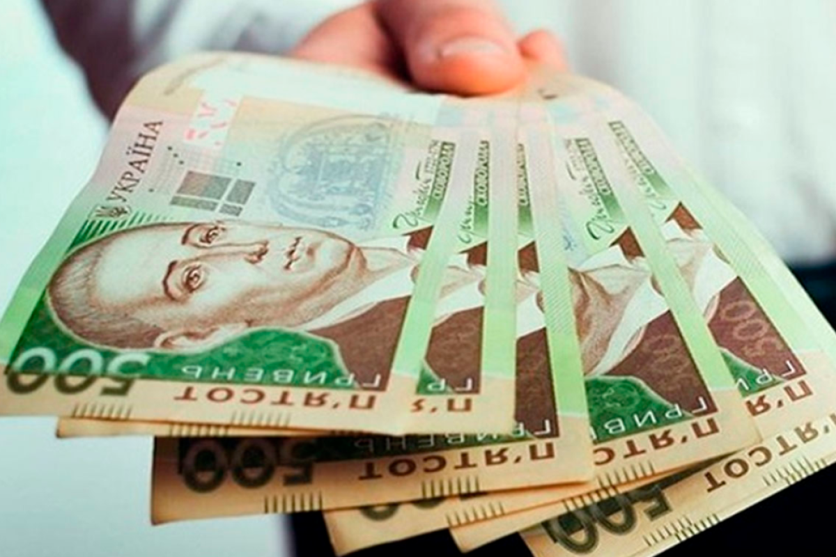 Пенсіонерам дадуть по 500 гривень на покупки в АТБ: як їх отримати Пенсіонерам дадуть по 500 гривень на покупки в АТБ: як їх отримати