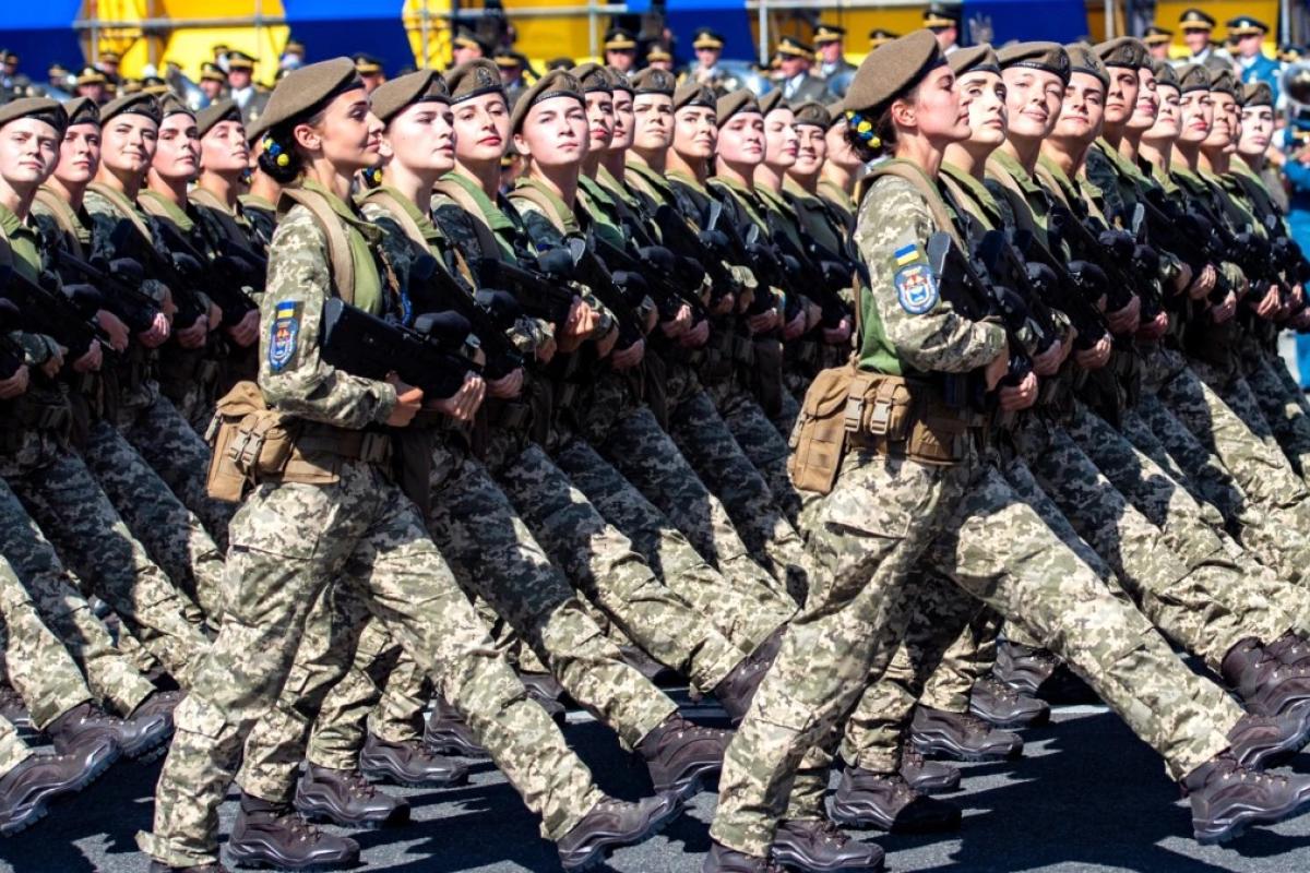 В Украине принят закон о добровольном порядке взятия женщин на военный учет В Украине принят закон о добровольном порядке взятия женщин на военный учет