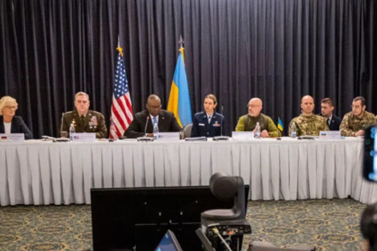 Системы ПВО, артиллерия, боеприпасы для Украины: результаты встречи "Рамштайн-7" Системы ПВО, артиллерия, боеприпасы для Украины: результаты встречи "Рамштайн-7"