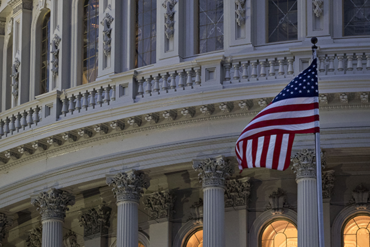 Сенат США погодив проєкт оборонного бюджету на 2023 рік: на допомогу Україні заклали 800 млн доларів Сенат США погодив проєкт оборонного бюджету на 2023 рік: на допомогу Україні заклали 800 млн доларів