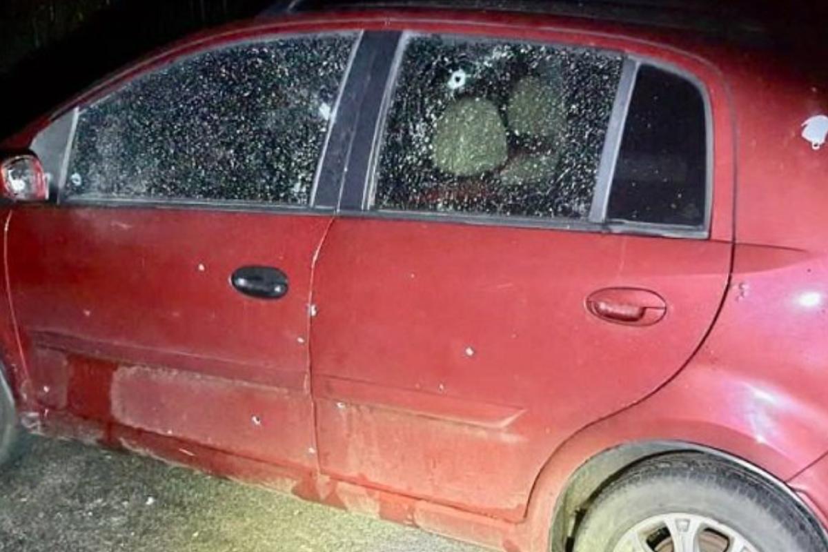Окупанти накрили вогнем з "Градів" та артилерії Нікопольський район на Дніпропетровщині Окупанти накрили вогнем з "Градів" та артилерії Нікопольський район на Дніпропетровщині