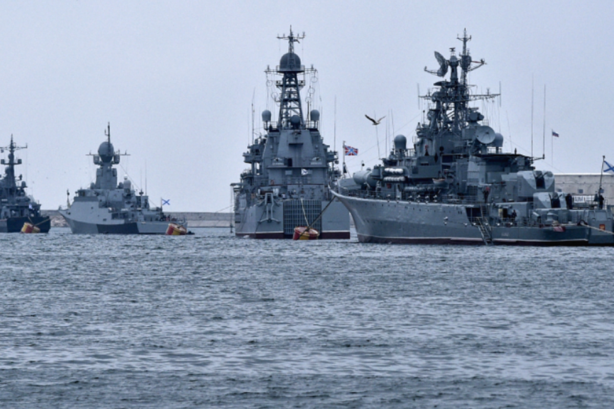 У Чорному морі на бойовому чергуванні перебувають 8 російських кораблів - ОК "Південь" У Чорному морі на бойовому чергуванні перебувають 8 російських кораблів - ОК "Південь"