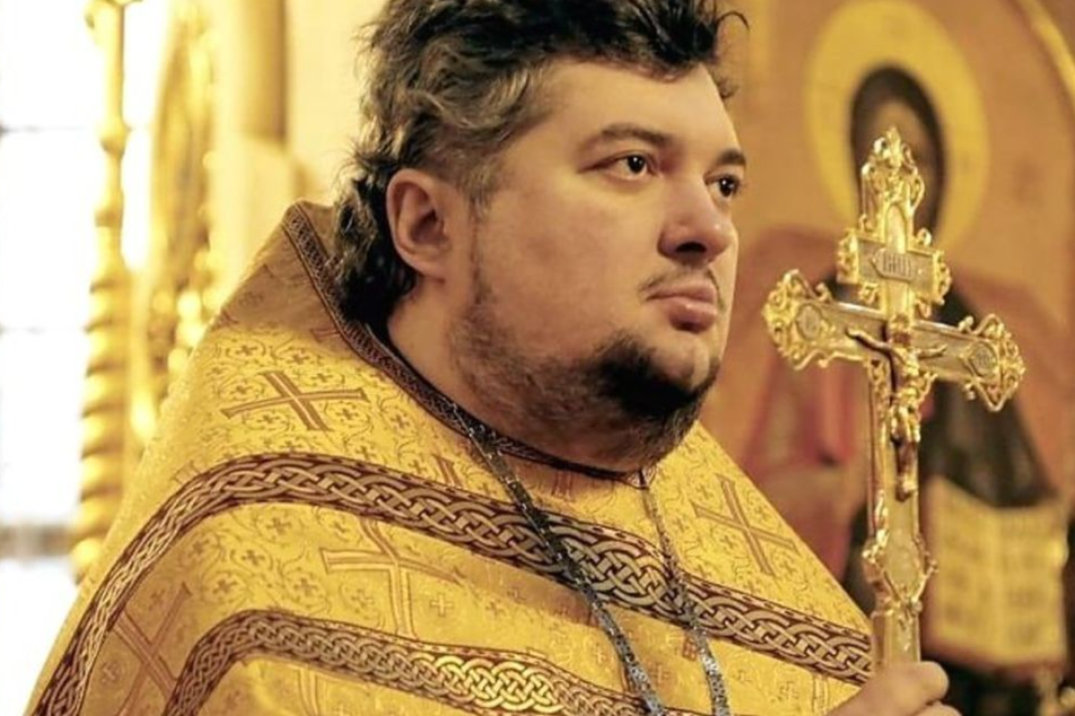 Попа-колаборанта з Лисичанська обміняли на полонених українських воїнів та громадянина США Попа-колаборанта з Лисичанська обміняли на полонених українських воїнів та громадянина США