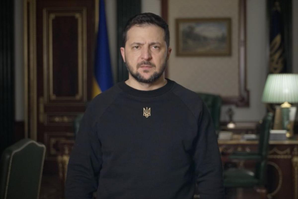 Зеленський провів засідання Ставки: обговорювалася ситуація на найгарячіших напрямках фронту Зеленський провів засідання Ставки: обговорювалася ситуація на найгарячіших напрямках фронту
