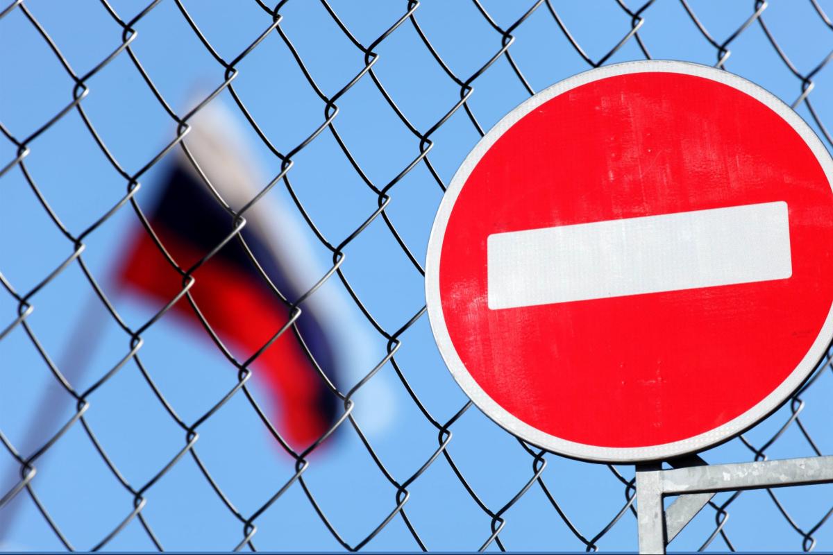 "Хто не вспів, той запізнився": У РФ обмежили виїзд із країни військовозобов'язаним "Хто не вспів, той запізнився": У РФ обмежили виїзд із країни військовозобов'язаним