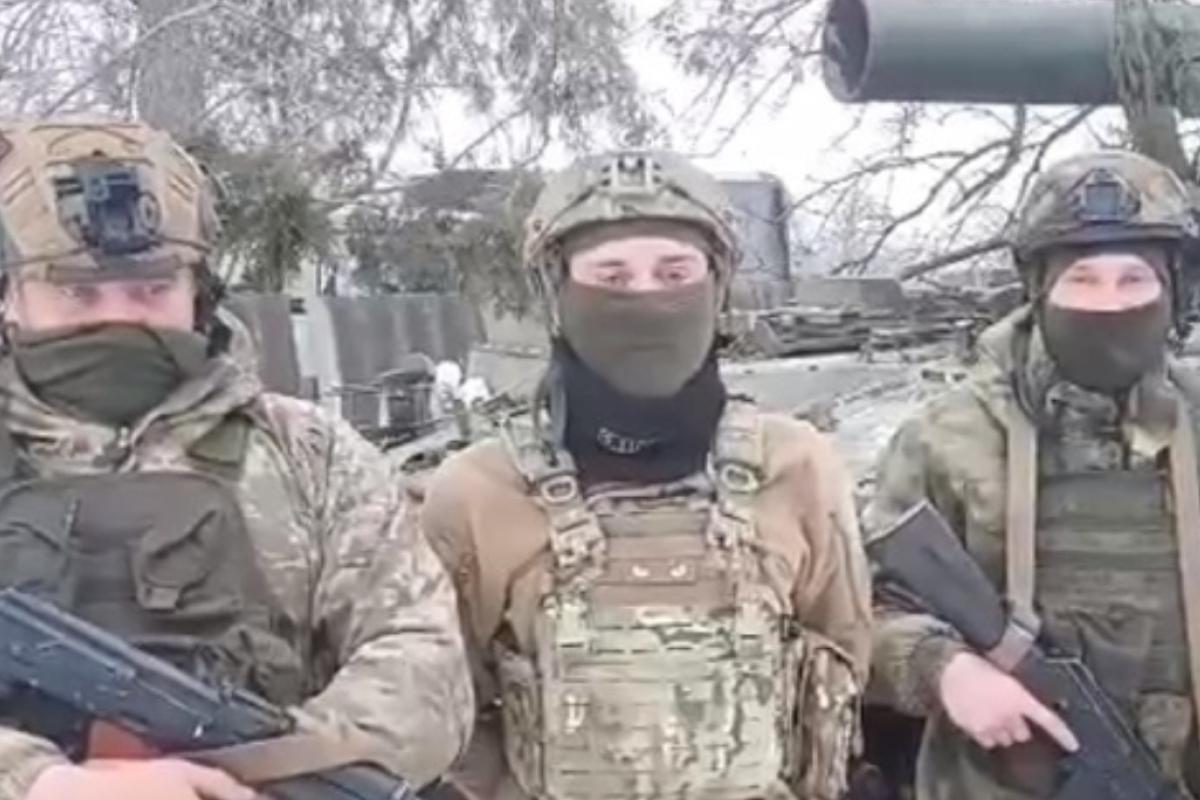 "Вагнер" стали душить: "вагнеровцы" жалуются, что полностью отрезаны от поставок боеприпасов и просят помощи "Вагнер" стали душить: "вагнеровцы" жалуются, что полностью отрезаны от поставок боеприпасов и просят помощи