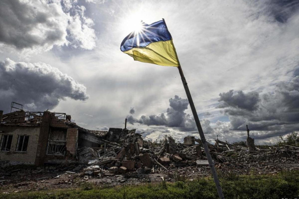 Зеленский и Залужный обратились к украинцам в годовщину полномасштабного вторжения РФ в Украину Зеленский и Залужный обратились к украинцам в годовщину полномасштабного вторжения РФ в Украину