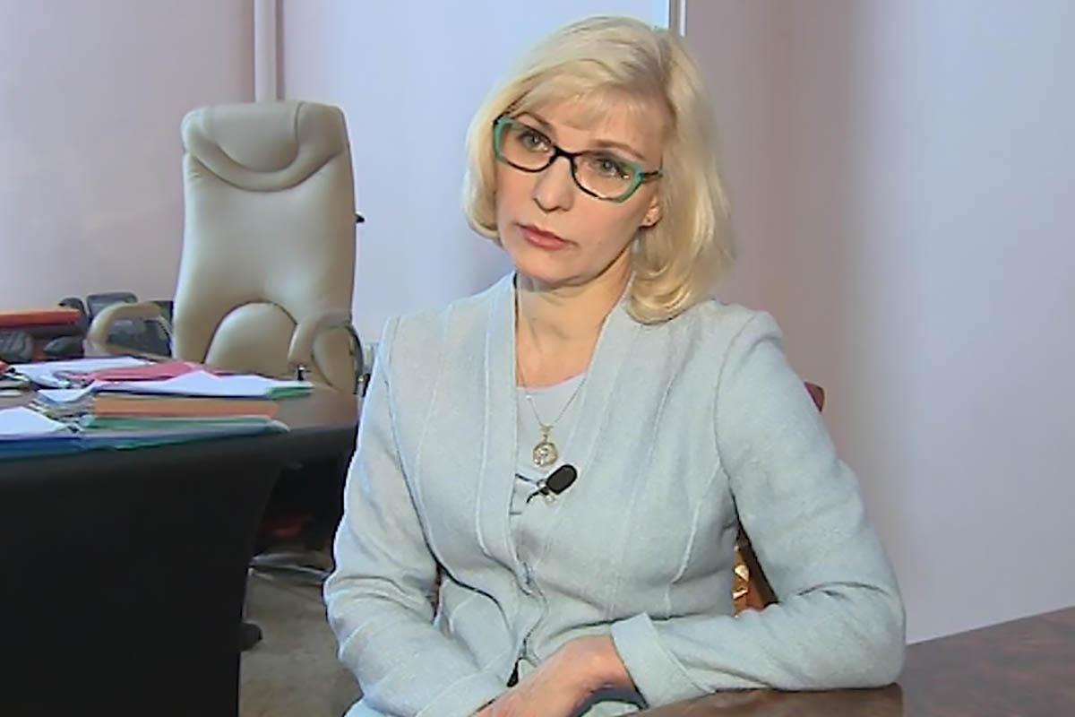 Чергова загадкова смерть: У Пітері з вікна випала впливова чиновниця Міноборони РФ Чергова загадкова смерть: У Пітері з вікна випала впливова чиновниця Міноборони РФ