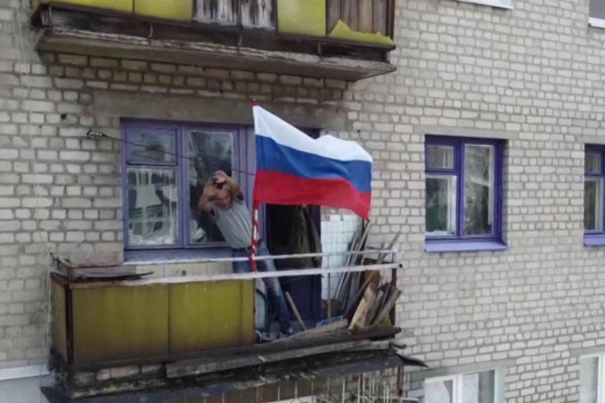 "Герои" нашего времени: Два адвоката из Лисичанска стали предателями и прислуживают оккупантам "Герои" нашего времени: Два адвоката из Лисичанска стали предателями и прислуживают оккупантам