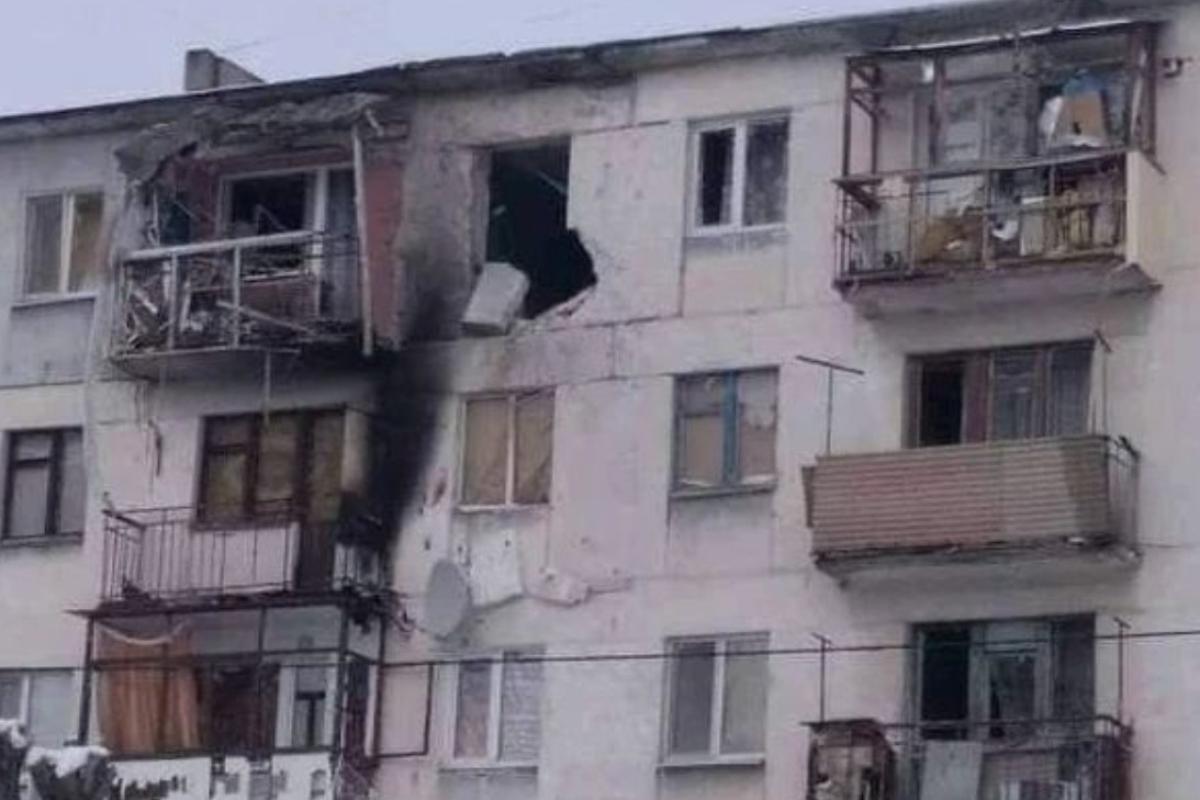 "Ми наче прокажені": жителі окупованого Рубіжного скаржаться на відсутність допомоги від росіян "Ми наче прокажені": жителі окупованого Рубіжного скаржаться на відсутність допомоги від росіян