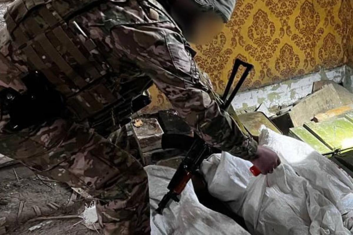 На Луганщине правоохранители обнаружили опасную находку На Луганщине правоохранители обнаружили опасную находку