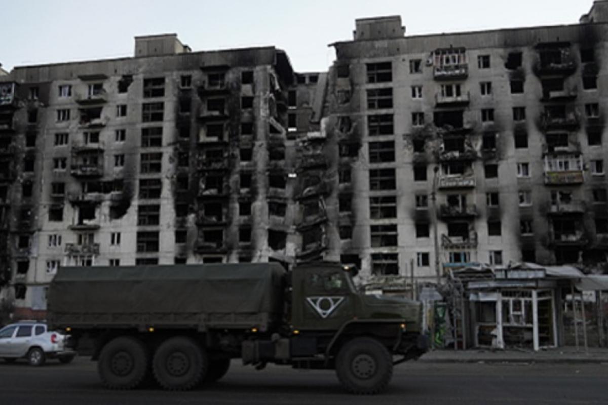 "Магазины растут как грибы. Ямы засыпали": какие "плюсы" находят в своей жизни жители оккупированного Северодонецка "Магазины растут как грибы. Ямы засыпали": какие "плюсы" находят в своей жизни жители оккупированного Северодонецка