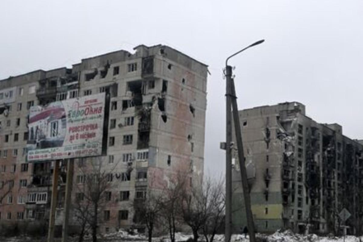 "Досить місто знімати": Місцеві "почекуни" бояться, що по Сєвєродонецьку почне "прилітати" "Досить місто знімати": Місцеві "почекуни" бояться, що по Сєвєродонецьку почне "прилітати"
