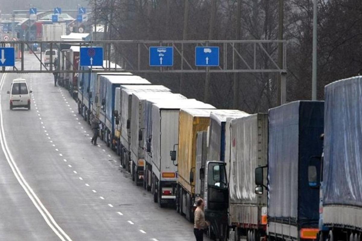 В Украине еще на 15 пограничных пунктах пропуска заработал сервис "е-Очередь" В Украине еще на 15 пограничных пунктах пропуска заработал сервис "е-Очередь"