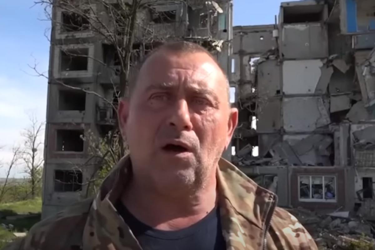 "Це страшно. Не можна так вести війну": друг Гіркіна побував на Донбасі та розповів "незручну" для Кремля правду про "визволення" "Це страшно. Не можна так вести війну": друг Гіркіна побував на Донбасі та розповів "незручну" для Кремля правду про "визволення"