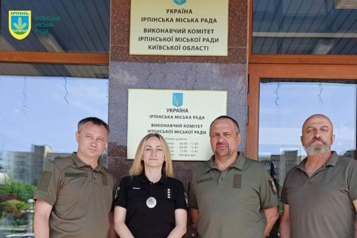 В Ирпене начал работу Координационный центр для ВПЛ с Луганщины В Ирпене начал работу Координационный центр для ВПЛ с Луганщины