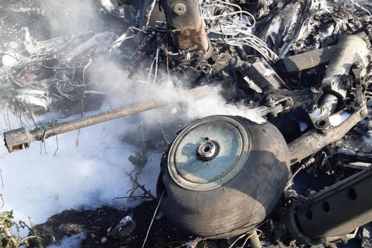 "Забійний день": "Вагнерівці" за добу збили літак та 6 гелікоптерів, знищивши понад десяток російських військових "Забійний день": "Вагнерівці" за добу збили літак та 6 гелікоптерів, знищивши понад десяток російських військових