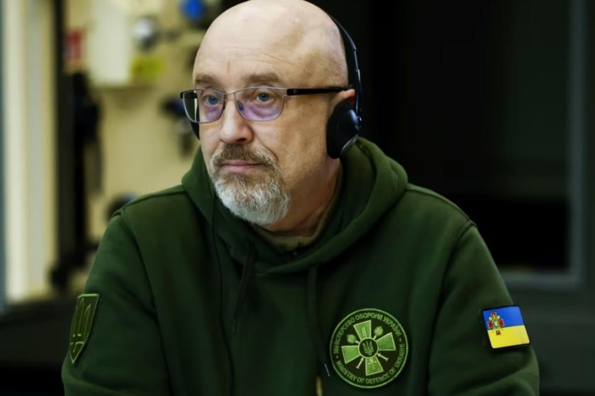 Міністр оборони Резніков подав у Верховну Раду заяву про відставку Міністр оборони Резніков подав у Верховну Раду заяву про відставку