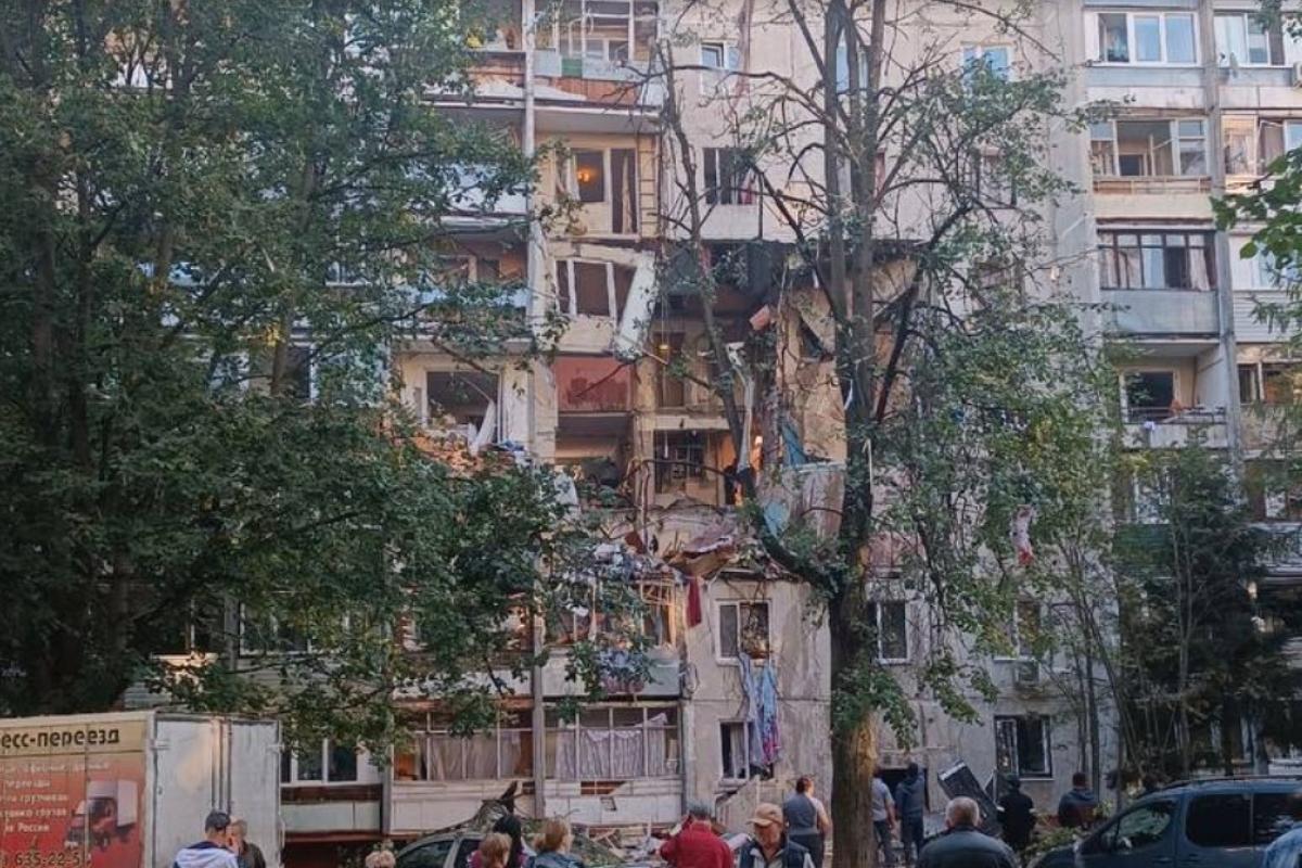 В Подмосковье из-за взрыва обрушились три этажа девятиэтажного жилого дома: есть жертвы В Подмосковье из-за взрыва обрушились три этажа девятиэтажного жилого дома: есть жертвы