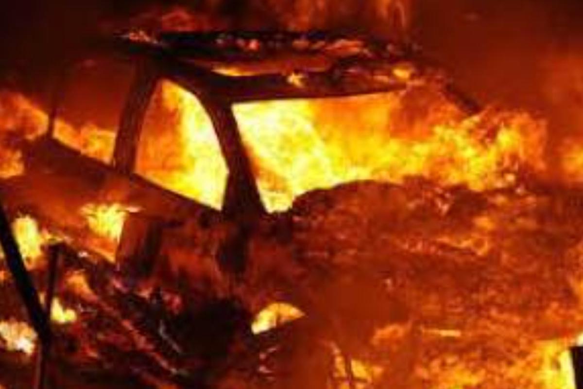 У Бердянську внаслідок підриву автомобіля ліквідовано 4 представників російської ФСБ У Бердянську внаслідок підриву автомобіля ліквідовано 4 представників російської ФСБ