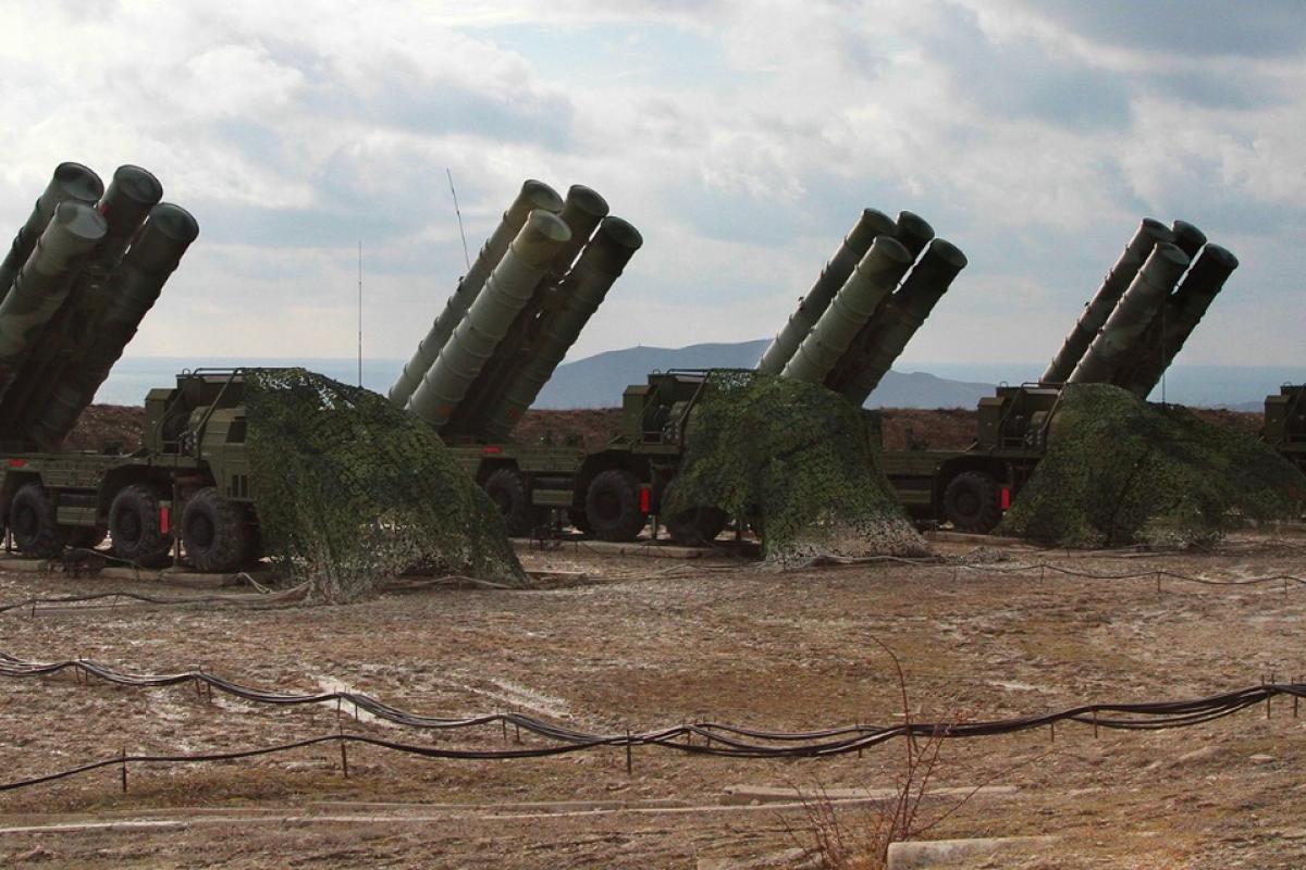 В оккупированном Крыму нанесен удар по базе зенитного ракетного полка ПВО