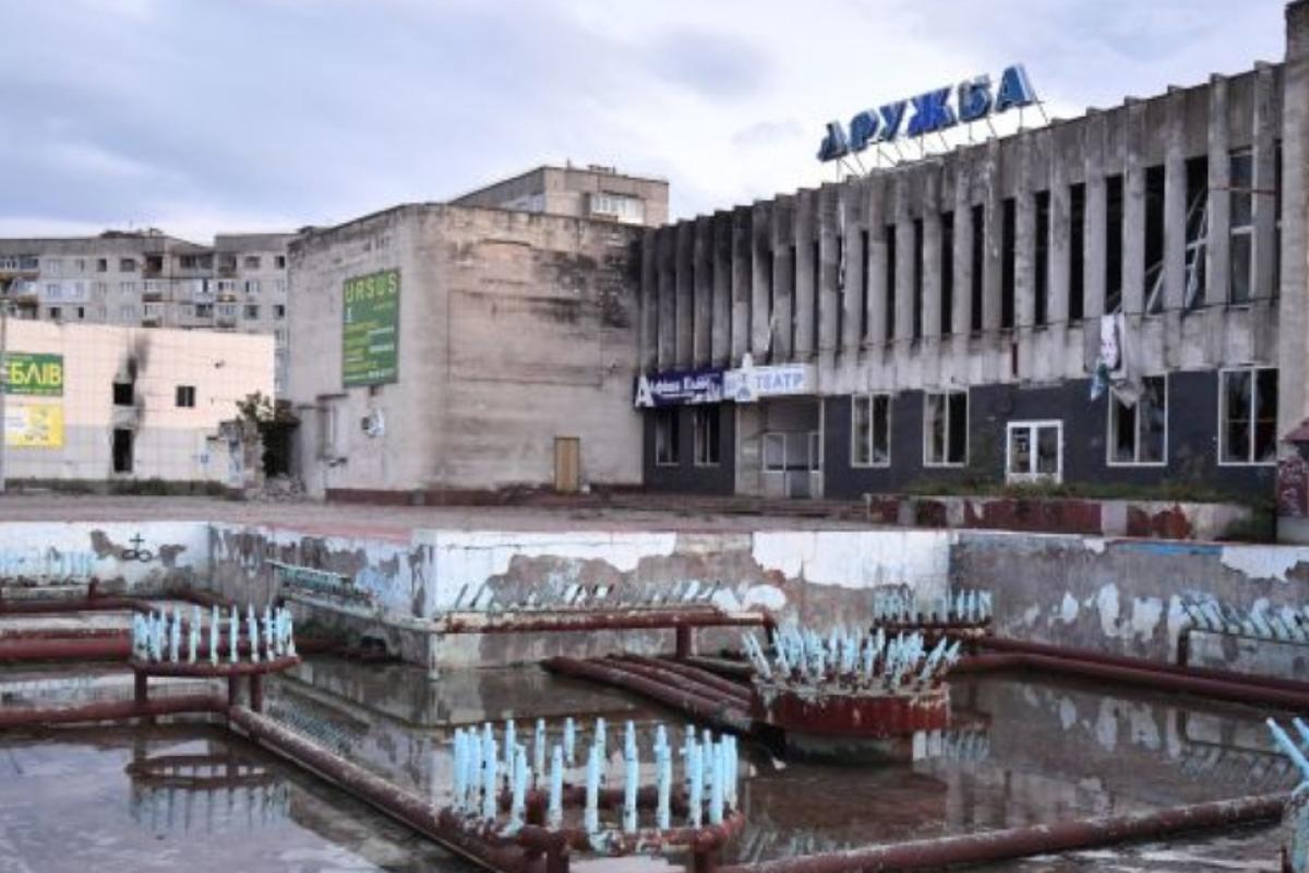 Комунальникам Лисичанська окупанти пропонують працювати "за спасибі" Комунальникам Лисичанська окупанти пропонують працювати "за спасибі"