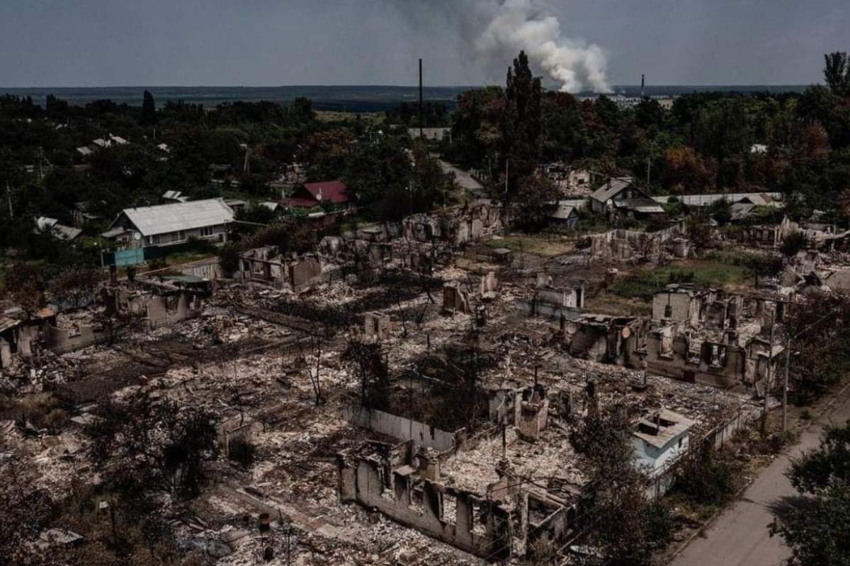 "У місті знаходитися страшно": у мережі розповіли про ситуацію у Привіллі, поблизу окупованого Лисичанська "У місті знаходитися страшно": у мережі розповіли про ситуацію у Привіллі, поблизу окупованого Лисичанська