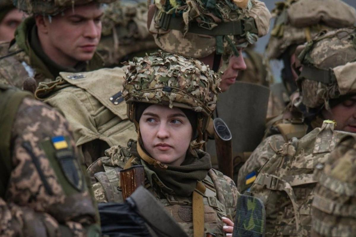 Мобилизация, рекрутинг, военный учет для женщин: депутаты разрабатывают новый законопроект Мобилизация, рекрутинг, военный учет для женщин: депутаты разрабатывают новый законопроект