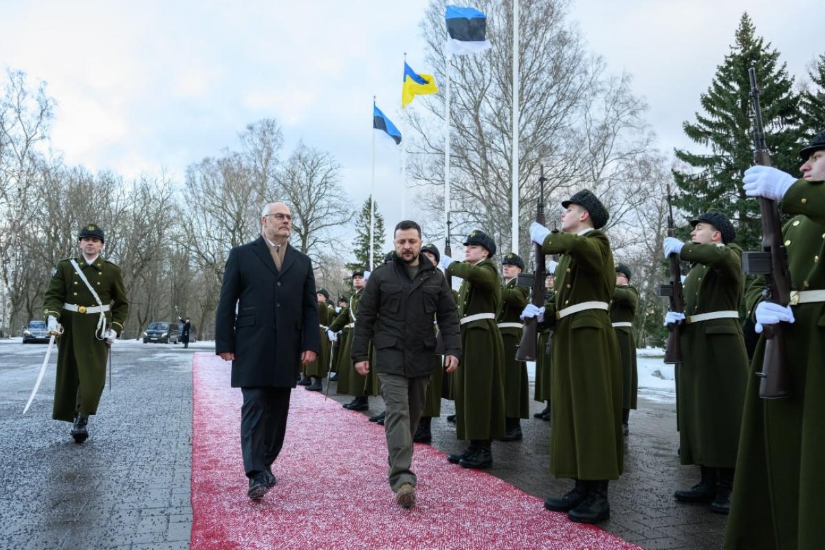 Зеленський і Кулеба прибули з офіційним візитом до Естонії