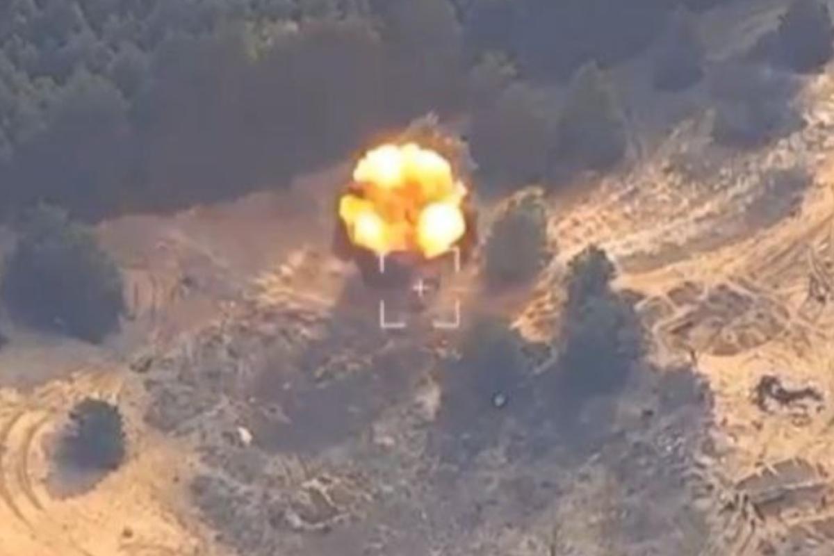 ВСУ нанесли точный удар из HIMARS по скоплению оккупантов на полигоне в Херсонской области ВСУ нанесли точный удар из HIMARS по скоплению оккупантов на полигоне в Херсонской области
