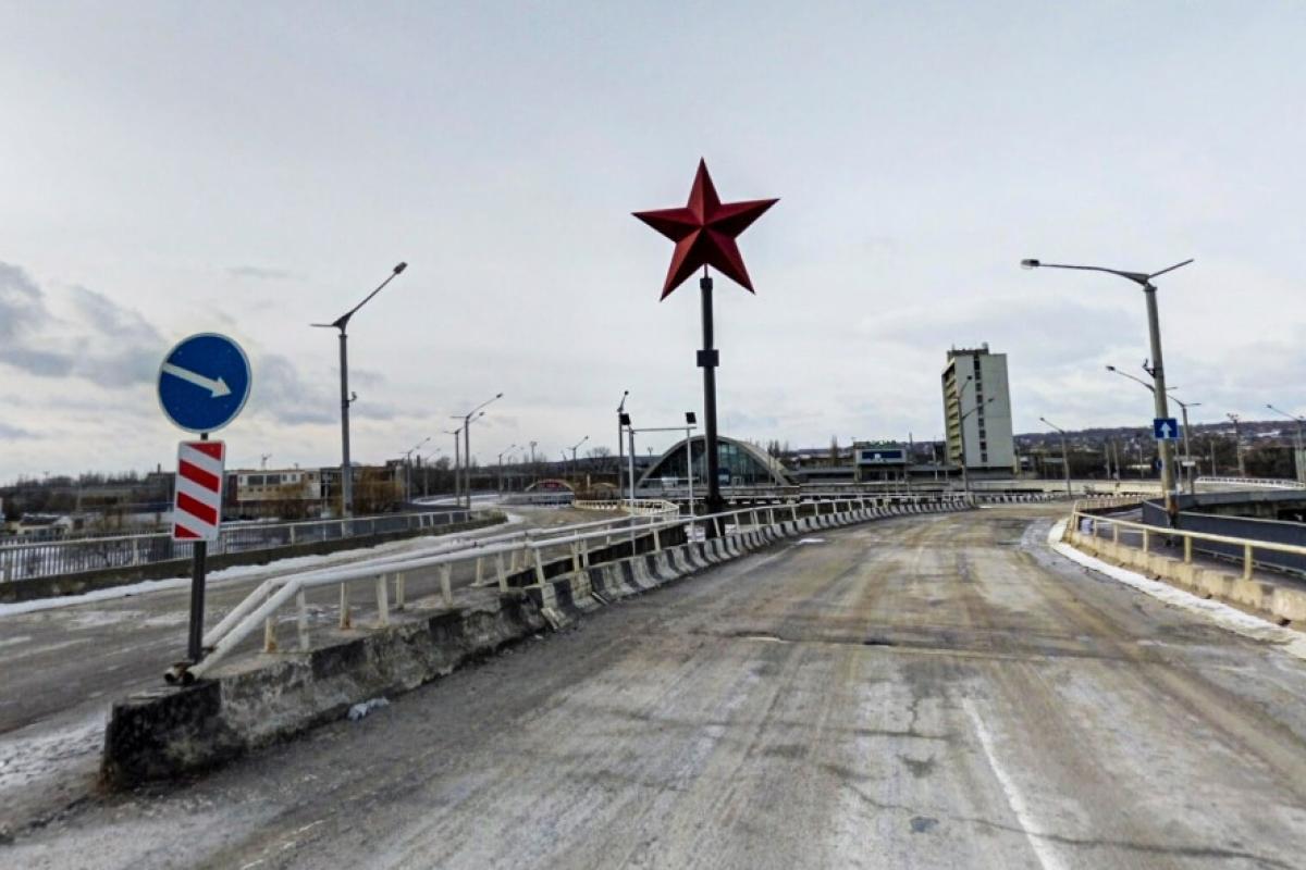 "Замахнулись!": Власти "ЛНР" надумали развивать ракетно-космическую отрасль "Замахнулись!": Власти "ЛНР" надумали развивать ракетно-космическую отрасль