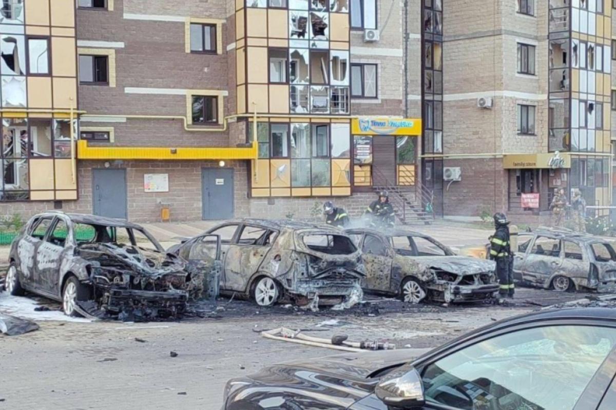 "Бавовна" у російському Бєлгороді: вибухи, руйнування, пожежі, закриті школи та дитсадки "Бавовна" у російському Бєлгороді: вибухи, руйнування, пожежі, закриті школи та дитсадки