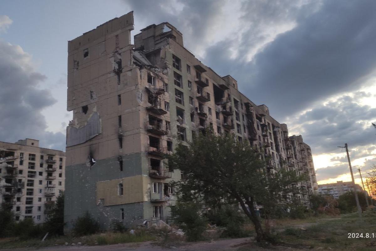 Лісові пожежі, отруєння водою, проблеми з підготовкою до опалювального сезону - Лисогор про ситуацію на Луганщині Лісові пожежі, отруєння водою, проблеми з підготовкою до опалювального сезону - Лисогор про ситуацію на Луганщині