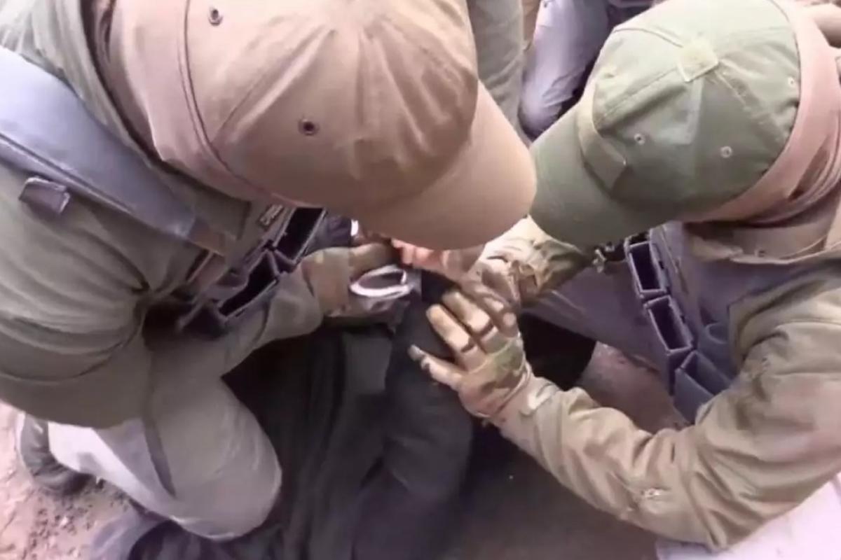 На Луганщине представители силовых структур РФ усилили репрессии в отношении местных жителей – ЛОВА На Луганщине представители силовых структур РФ усилили репрессии в отношении местных жителей – ЛОВА