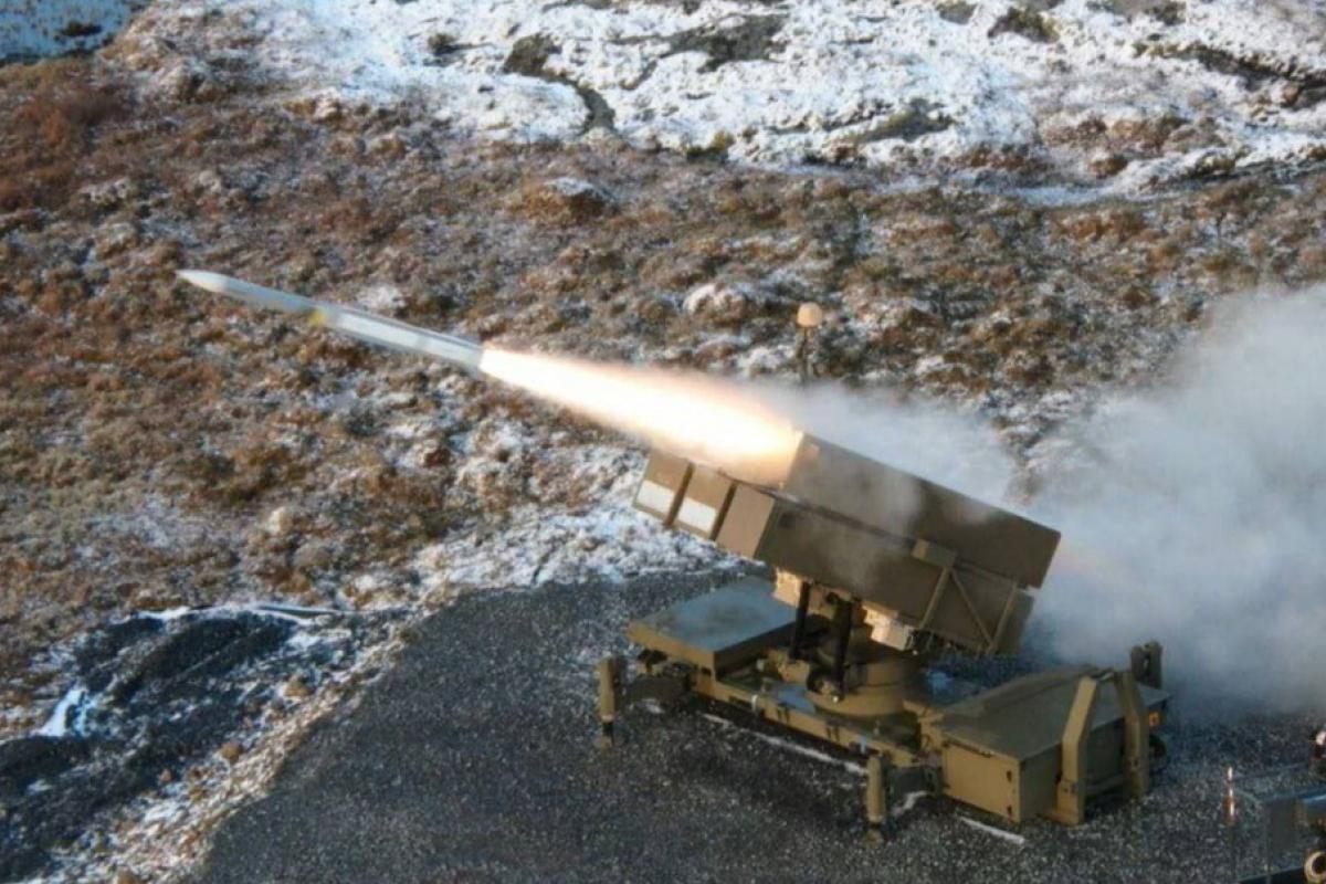 Україна отримала від Канади систему ППО NASAMS Україна отримала від Канади систему ППО NASAMS