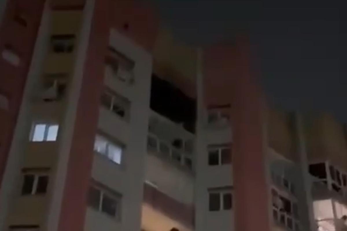 В российском Брянске пострадала многоэтажка: власти заявили об атаке БПЛА В российском Брянске пострадала многоэтажка: власти заявили об атаке БПЛА