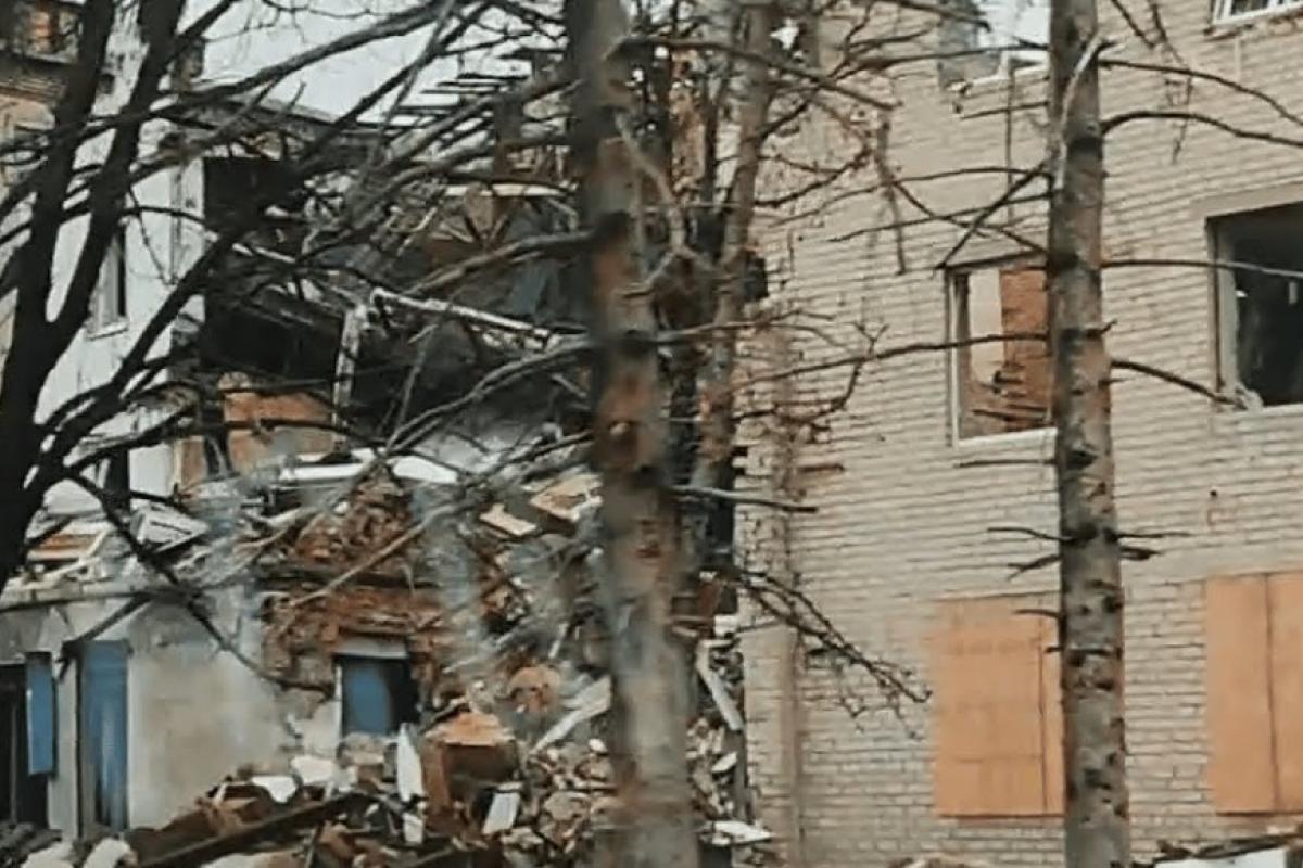 У Слов'янську школи перевели на онлайн-навчання та скасували всі громадські заходи у місті У Слов'янську школи перевели на онлайн-навчання та скасували всі громадські заходи у місті