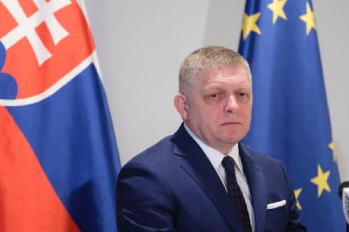 Роберт Фицо