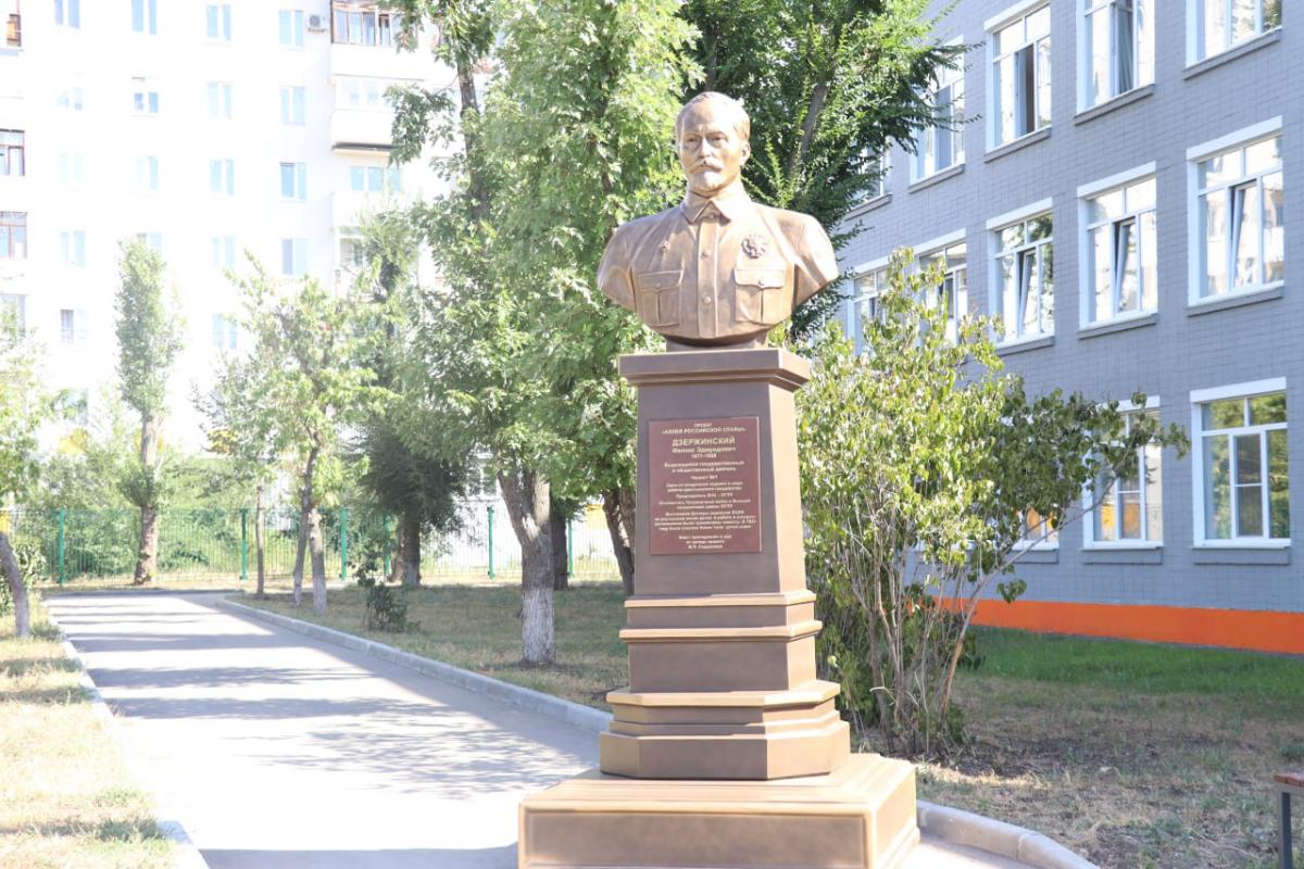 В оккупированном Северодонецке открыли памятник Дзержинскому