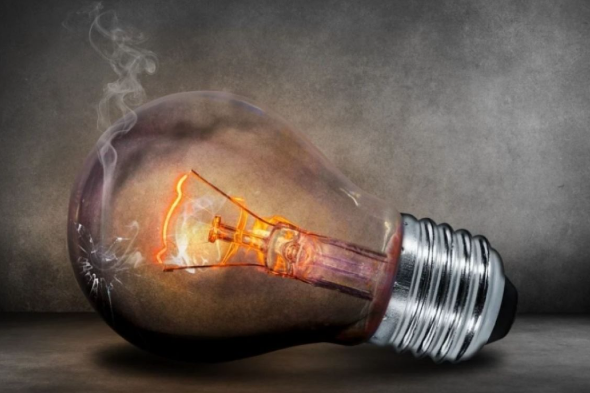 Власти Сахалинской области сообщили об аварийном отключении электроэнергии. Из-за аварии без света осталась значительная часть острова На российском острове Сахалин произошел блэкаут