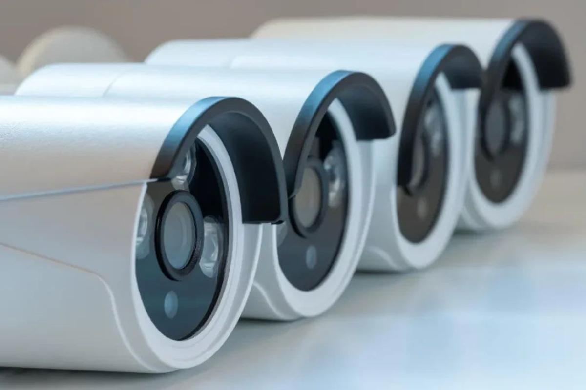 Что учесть при выборе видеорегистратора на 8 камер для системы безопасности? Видеорегистраторы на 8 камер