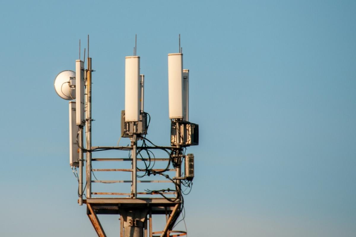 В Северодонецке невозможно вызвать даже "скорую". Локальная сеть оказалась обманом. локальная сеть в Северодонецке