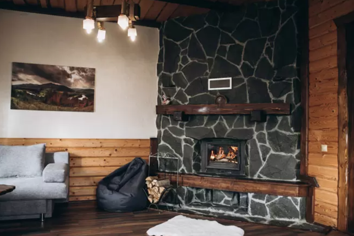 дом с камином в карпатах