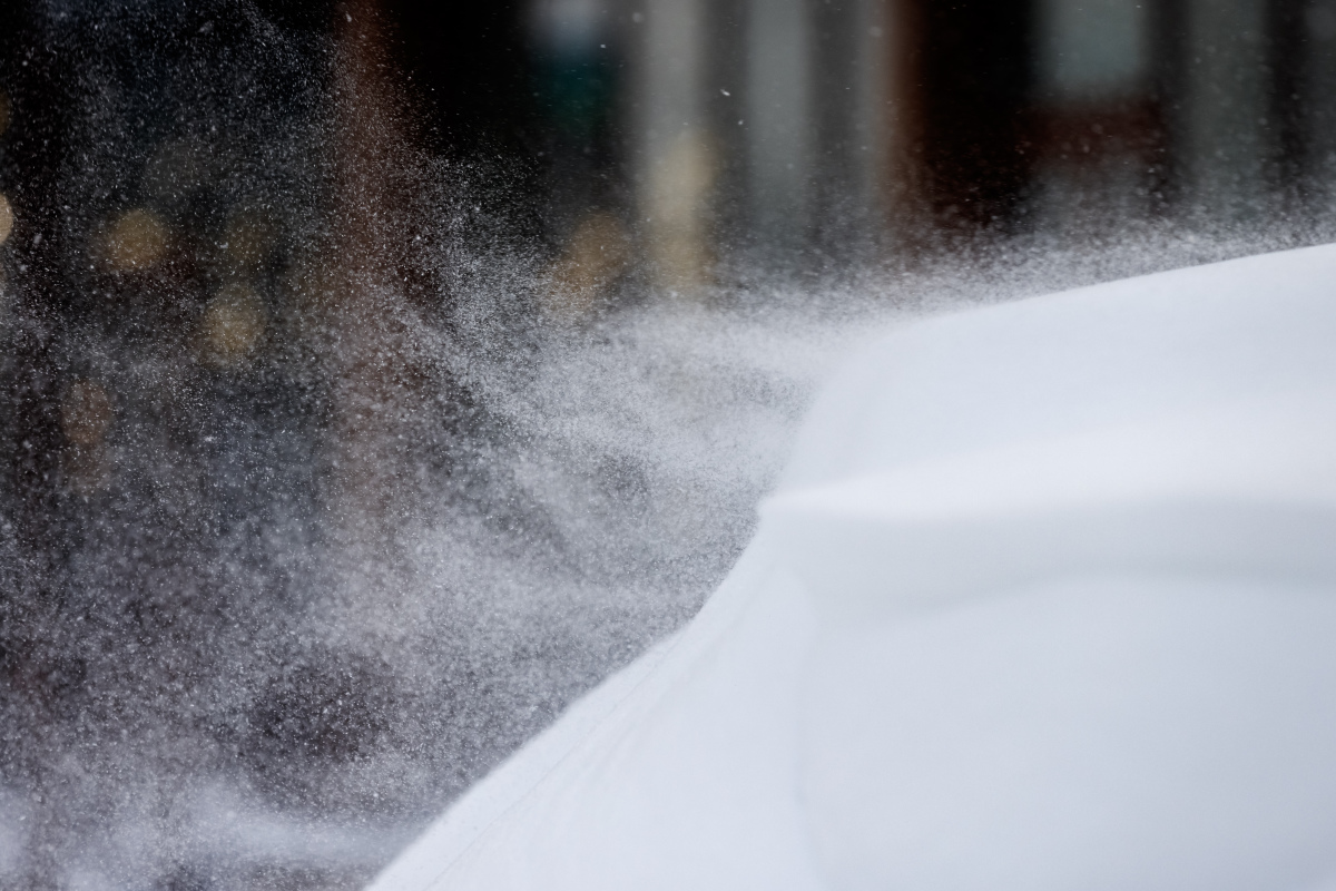 Синоптик попередила українців про похолодання та негоду. похолодання